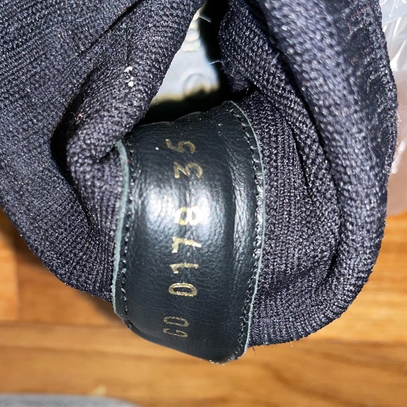 LOUIS VUITTON
Stretch Fabric LV Black Heart Size35 - Picture 10 of 11